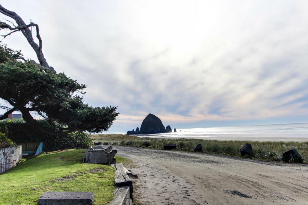 Beaches Inn | Herons Nest Loft Cannon Beach Exterior photo
